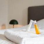 Chez Meme Gernoaze - Unique 2 Bedroom Flat *