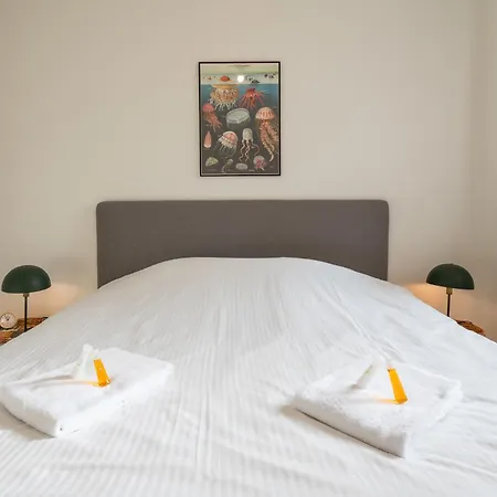 アパート Chez Meme Gernoaze - Unique 2 Bedroom Flat オステンド