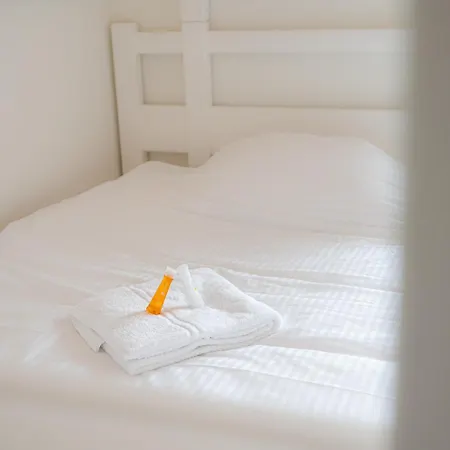 Chez Meme Gernoaze - Unique 2 Bedroom Flat Οστένδη