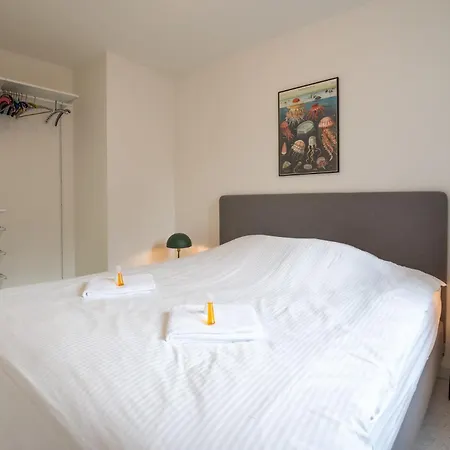 Chez Meme Gernoaze - Unique 2 Bedroom Flat