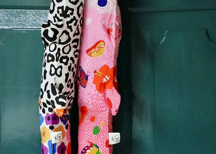 Chez Meme Gernoaze - Unique 2 Bedroom Flat 奥斯滕德