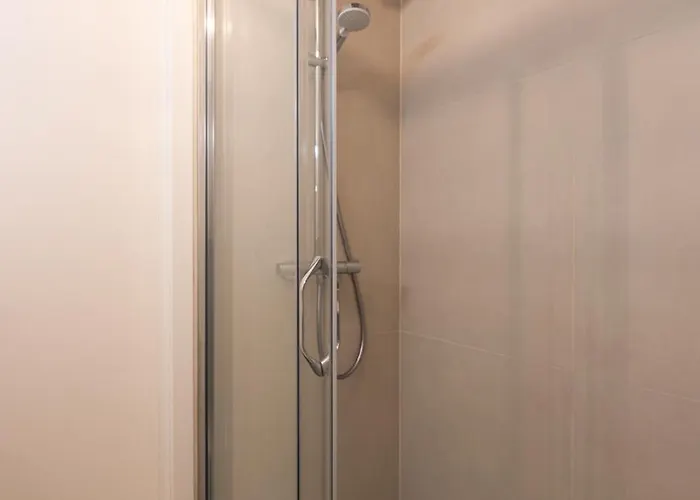 Апартаменты Chez Meme Gernoaze - Unique 2 Bedroom Flat *