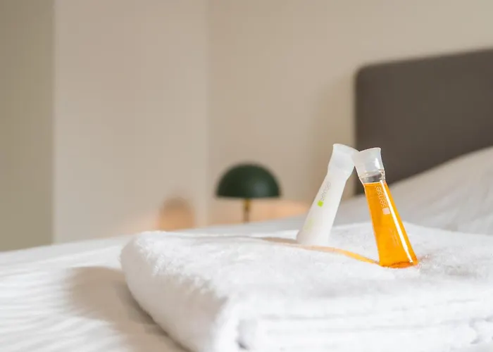 Апартаменты Chez Meme Gernoaze - Unique 2 Bedroom Flat